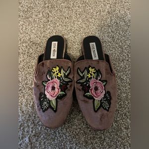 Steven Madden Velvet Floral Mules